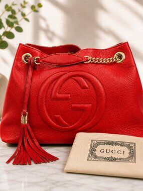 AUTHENTIC Gucci Soho Medium Chain Shoulder Bag - Red Pebbled Leather